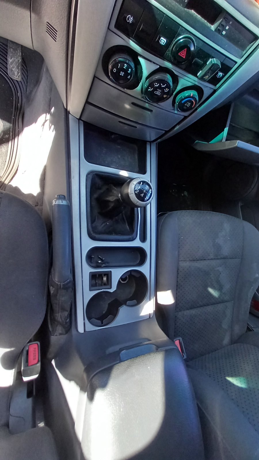 Χειρόφρενο Kia Sorento ’03 Προσφορά