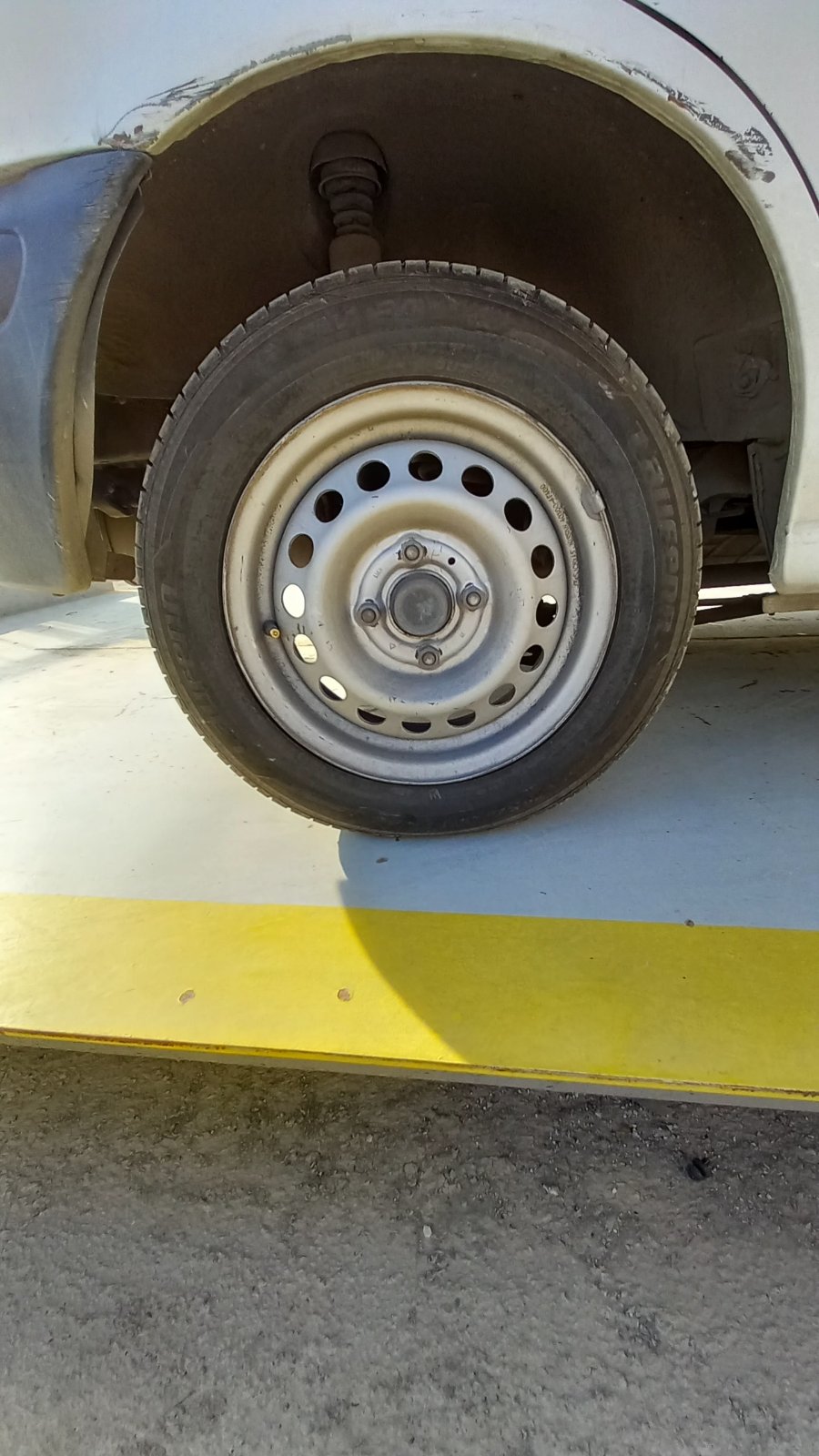 Ζάντες Σιδερένιες Nissan Micra ’02 Προσφορά