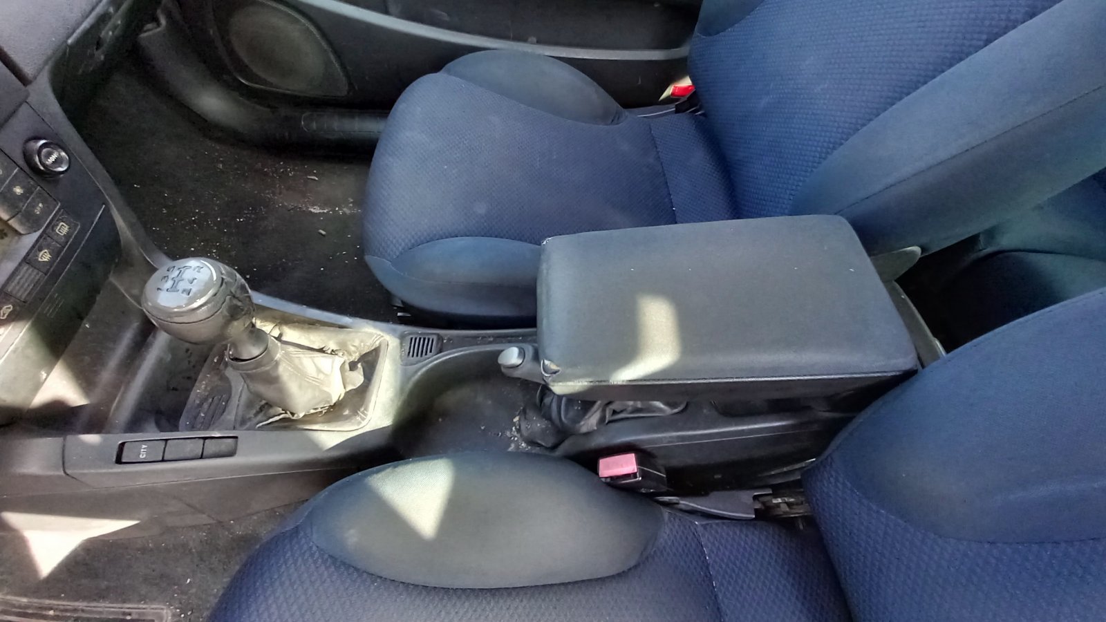 Τεμπέλης με Κονσόλα Χειροφρένου Fiat Stilo ’03 Προσφορά