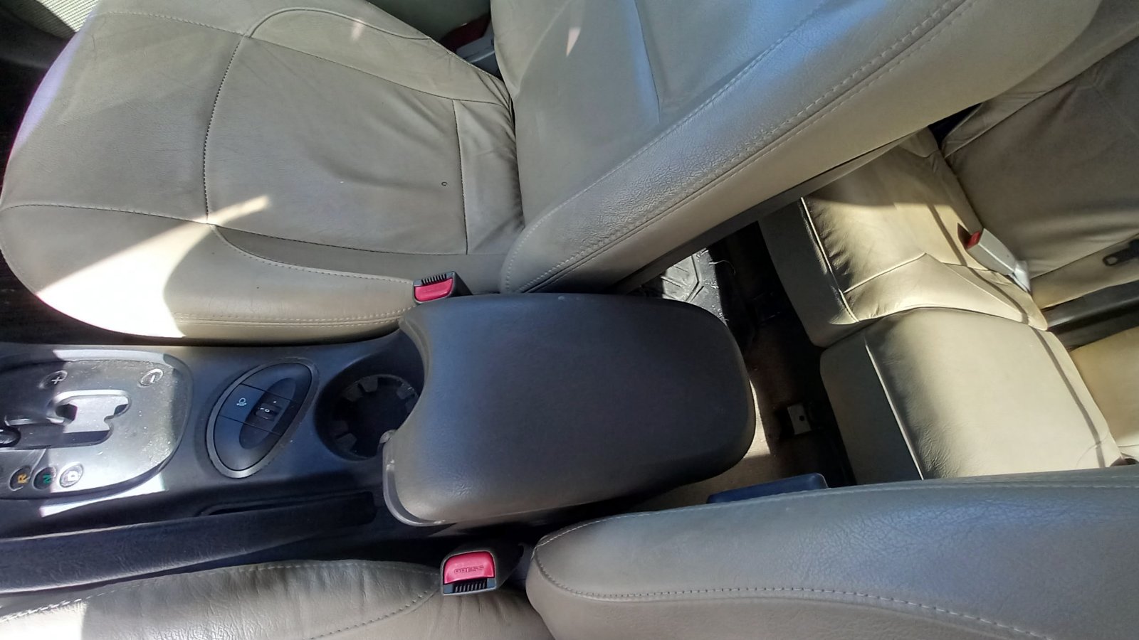 Τεμπέλης με Κονσόλα Χειροφρένου Hyundai Santa Fe ’03 Προσφορά