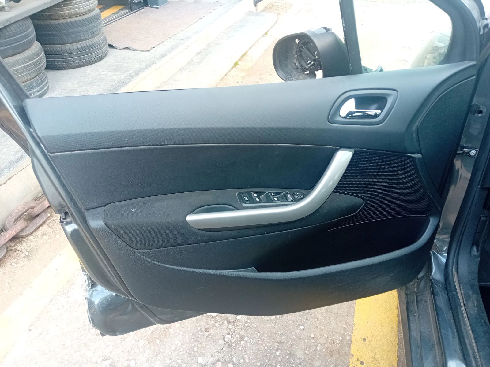 Χερούλια Εσωτερικά Peugeot 308 ’12 Προσφορά
