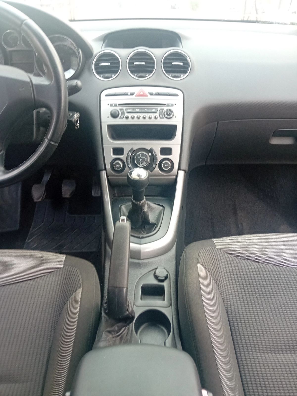 Κονσόλα Λεβιέ Ταχυτήτων Peugeot 308 ’12 Προσφορά
