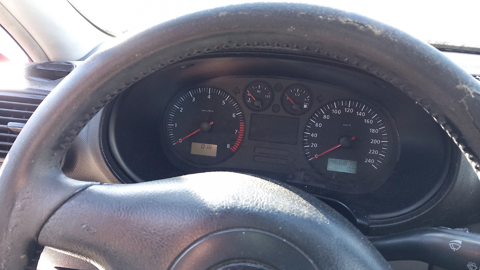 Κοντέρ Seat Leon ’02 Προσφορά
