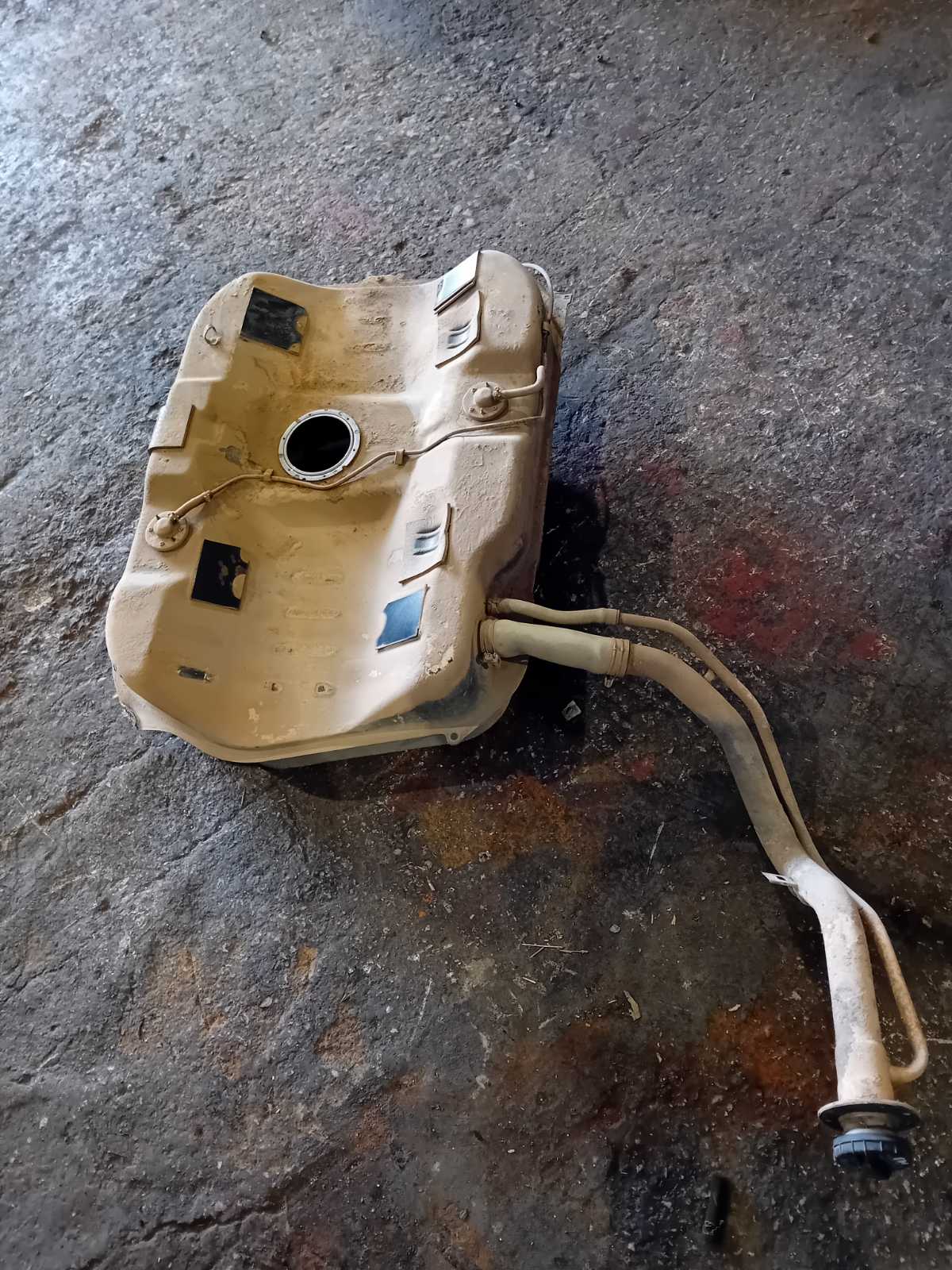 Ρεζερβουάρ Βενζίνης Kia Shuma ’99 Προσφορά