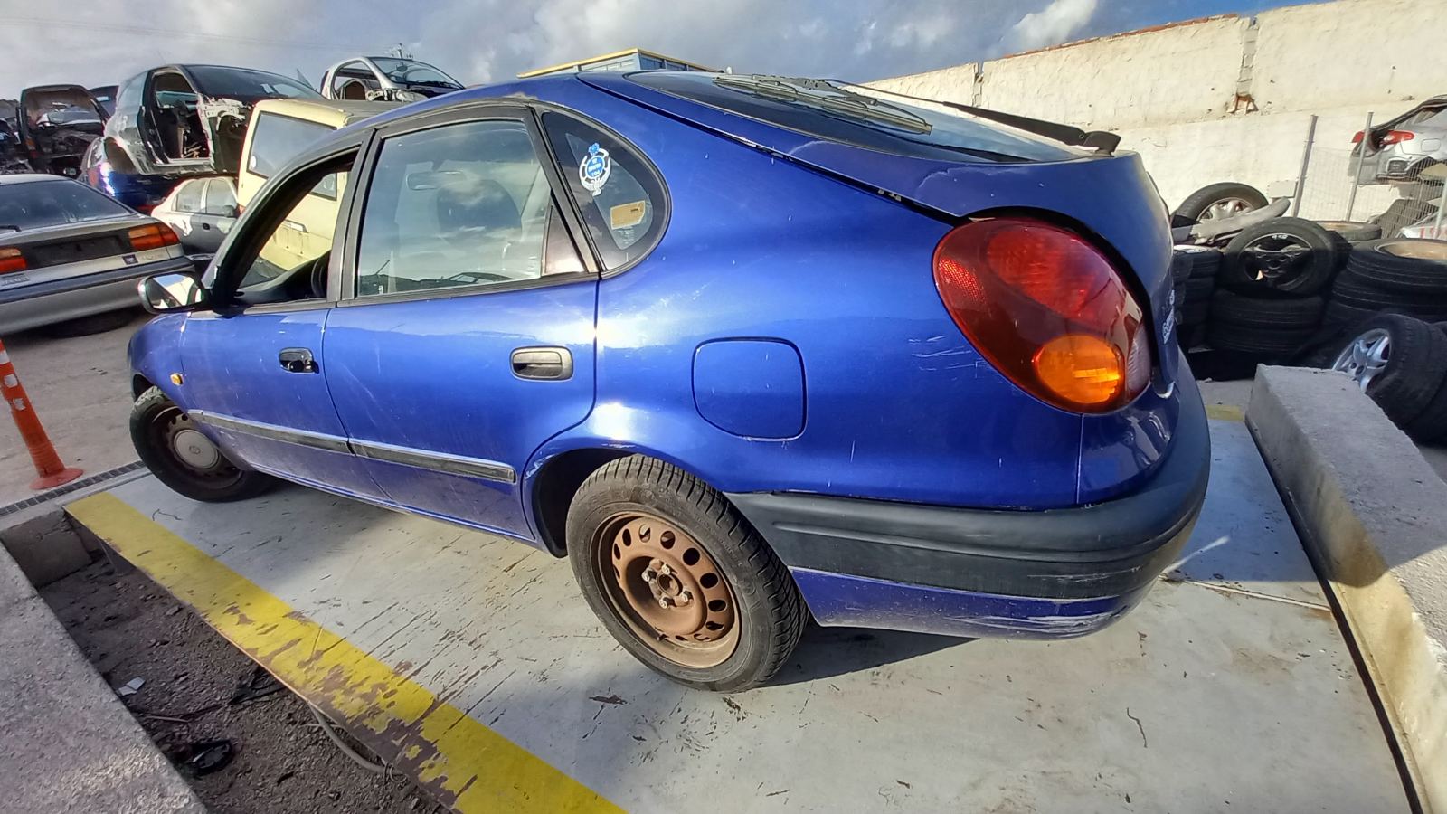 Φινιστρίνια Toyota Corolla ’99 Προσφορά