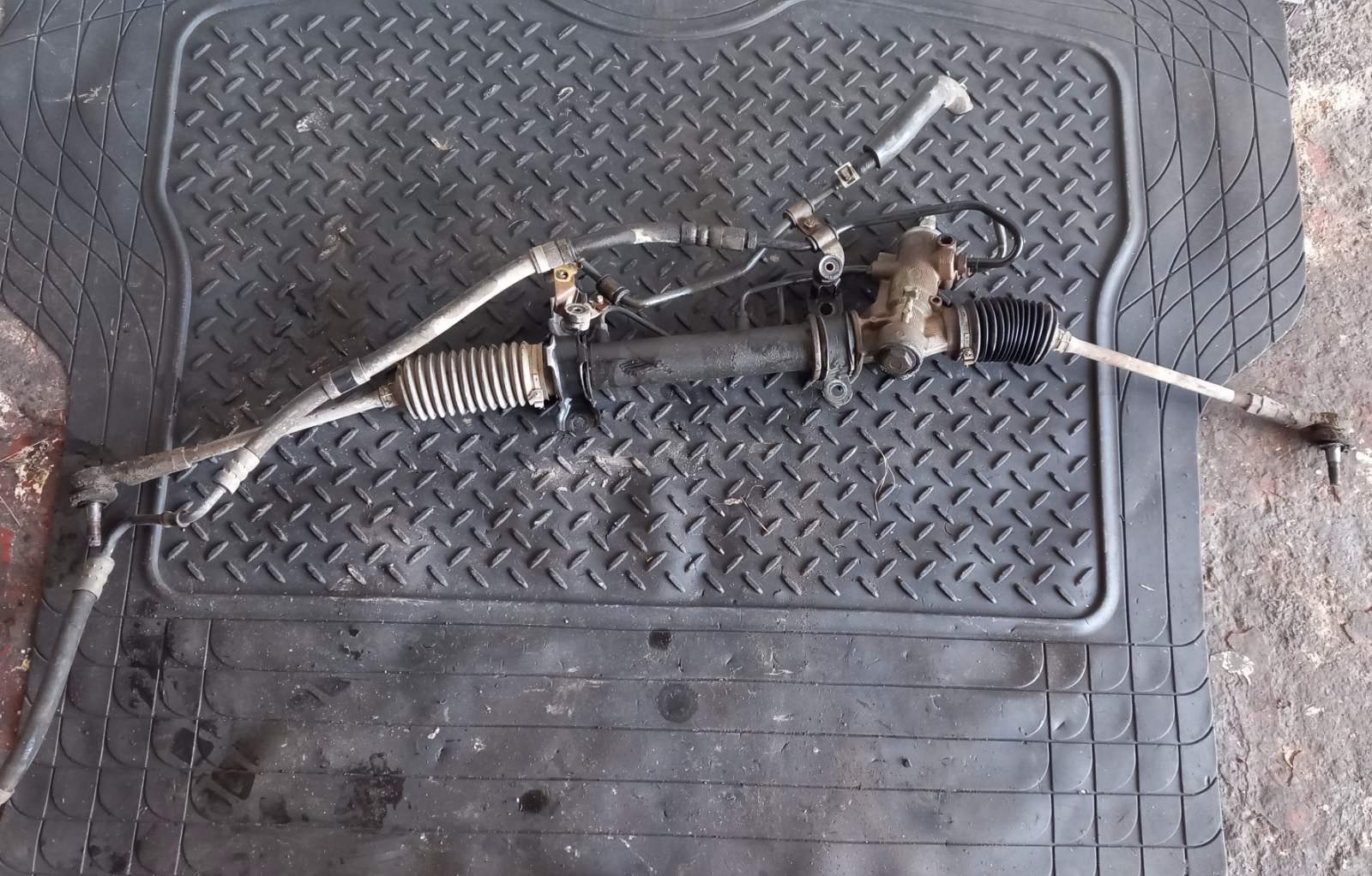 Κρεμαργιέρα Toyota Corolla ’99 Προσφορά