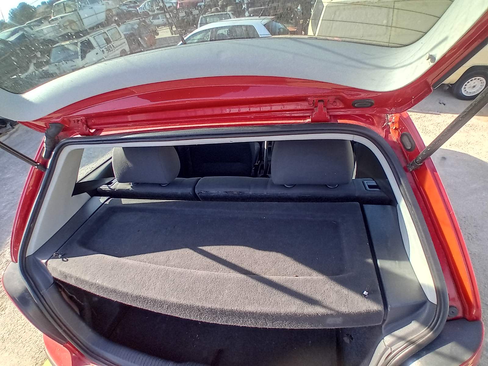 Εταζέρα VW Polo ’03 Προσφορά