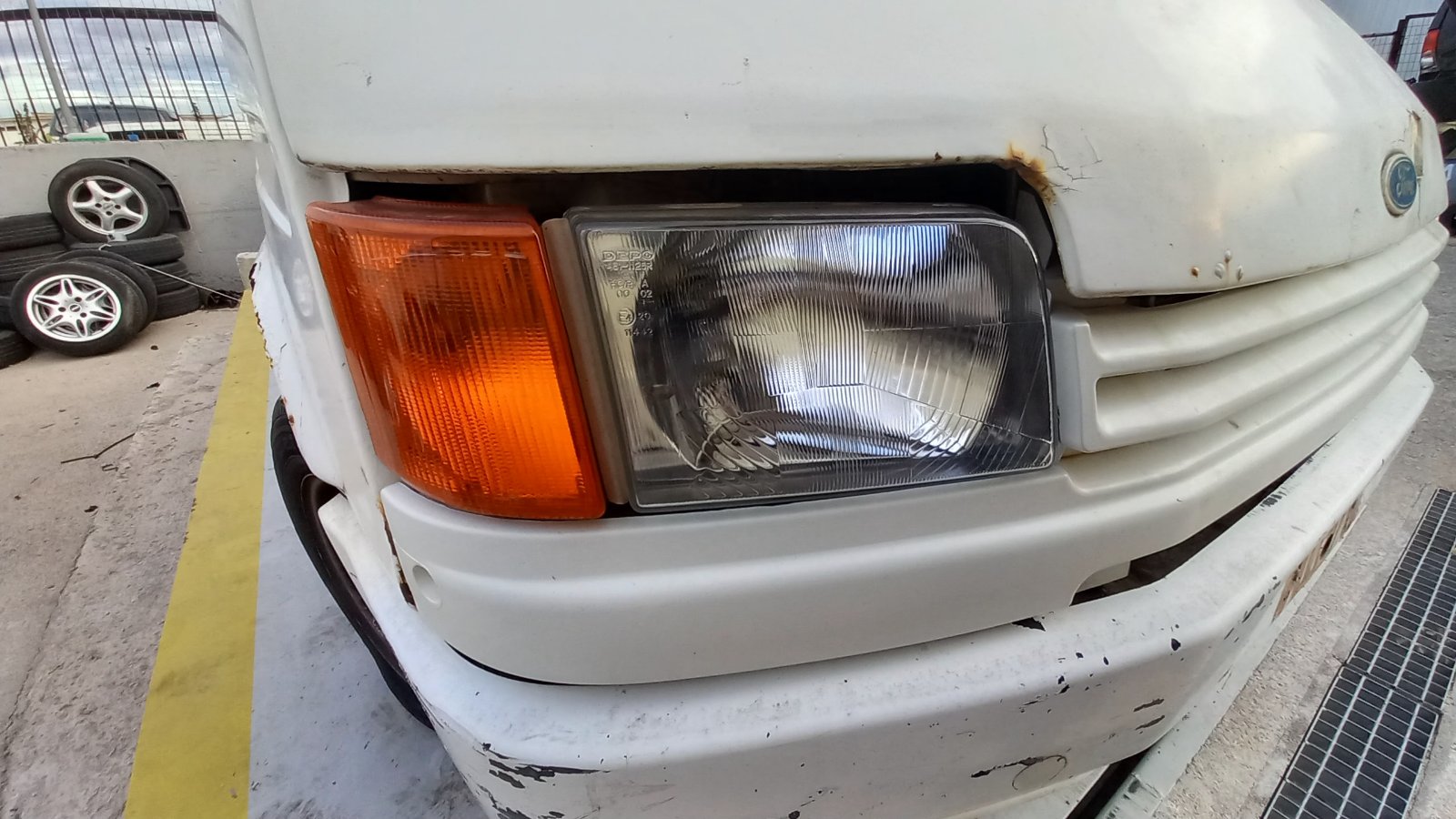 Φανάρια Εμπρός Ford Transit ’89 Προσφορά