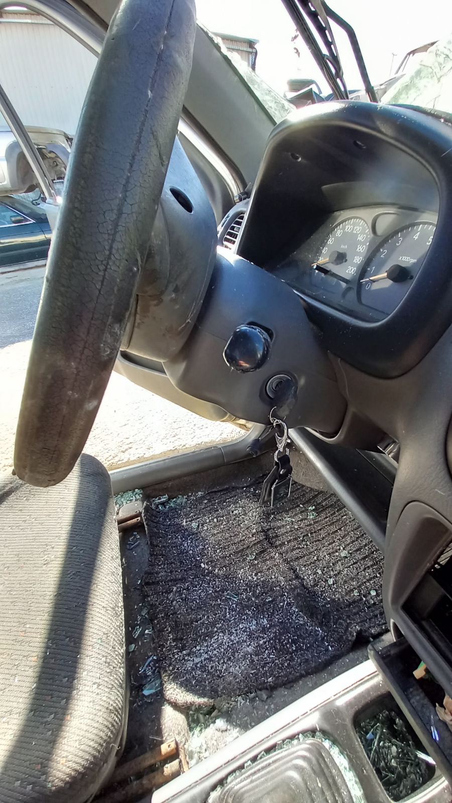 Φλασιέρα Suzuki Ignis ’01 Προσφορά