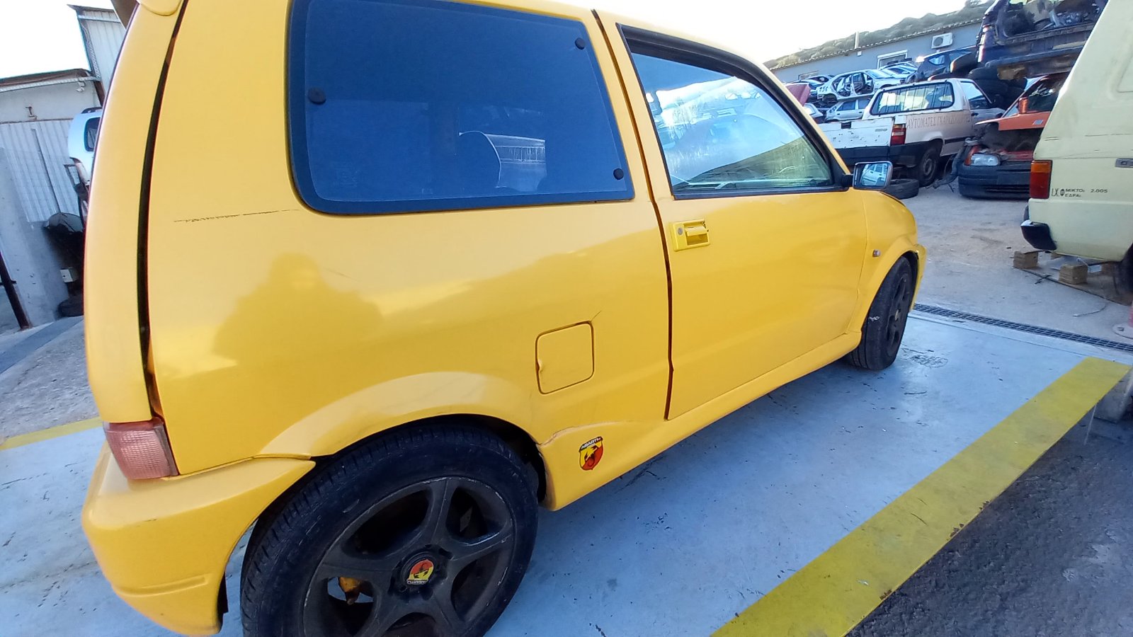 Φτερά Πίσω Fiat Cinquecento ’96 Προσφορά
