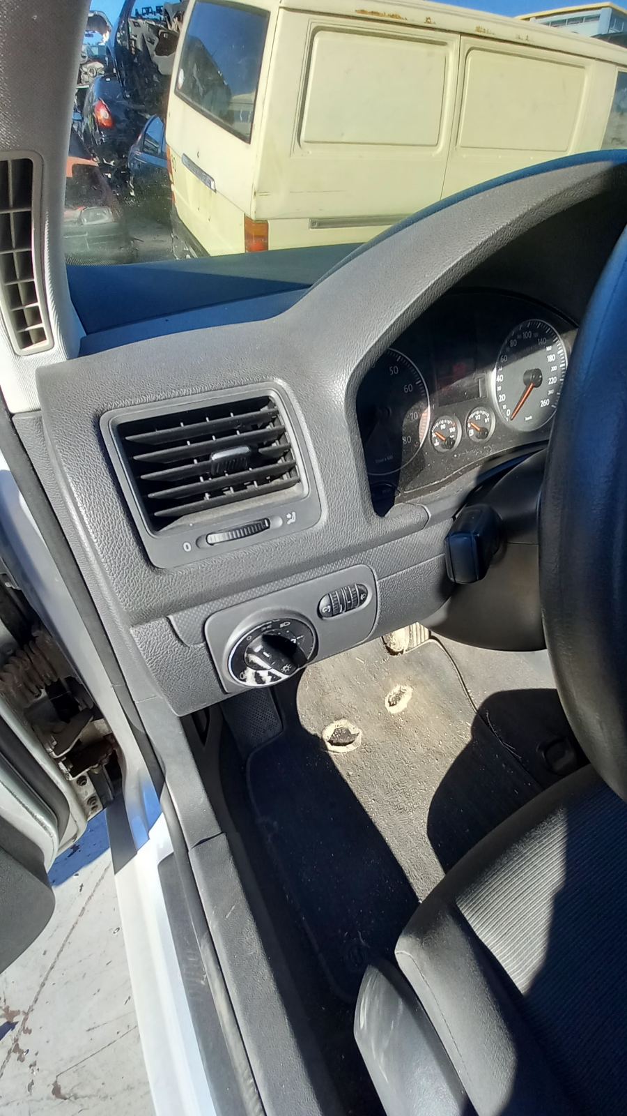 Διακόπτης Φώτων VW Golf 5 ’05 Προσφορά