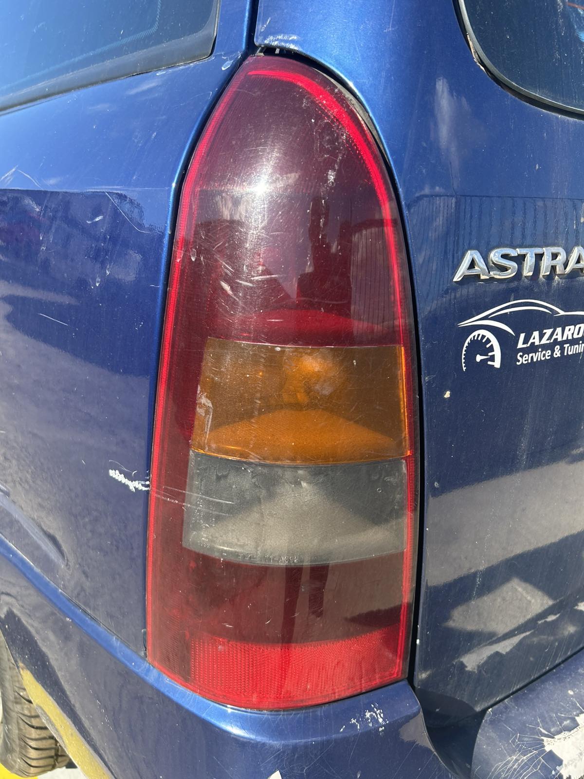 Φανάρια Πίσω Opel Astra Station ’04 Προσφορά