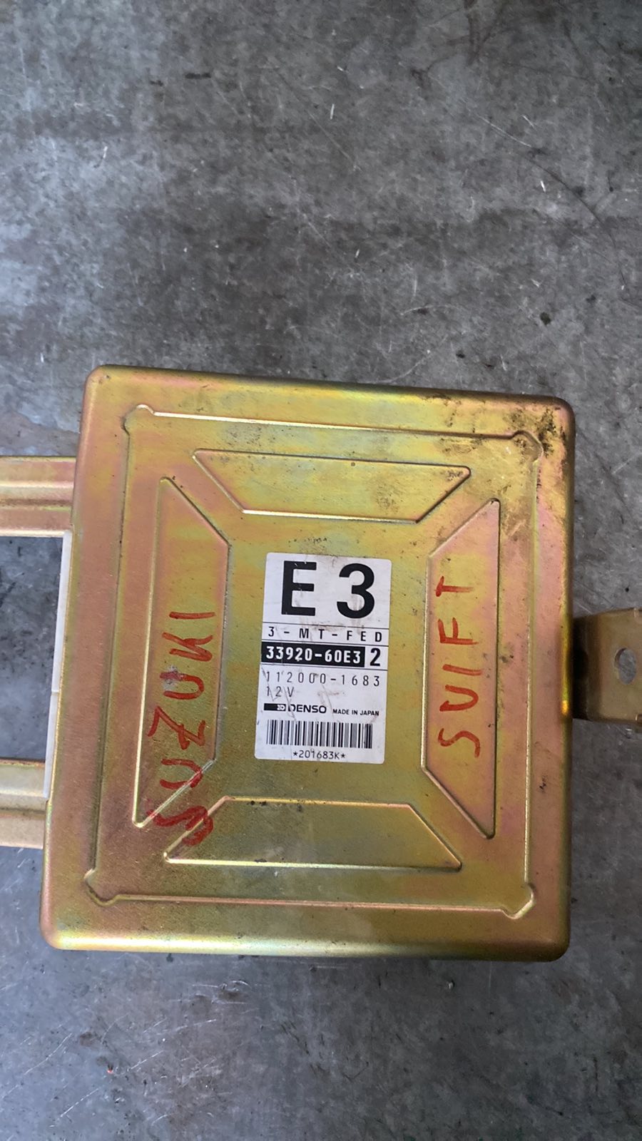 Εγκέφαλος Κινητήρα ( 3392060Ε3 ) Suzuki Swift ’94 Προσφορά