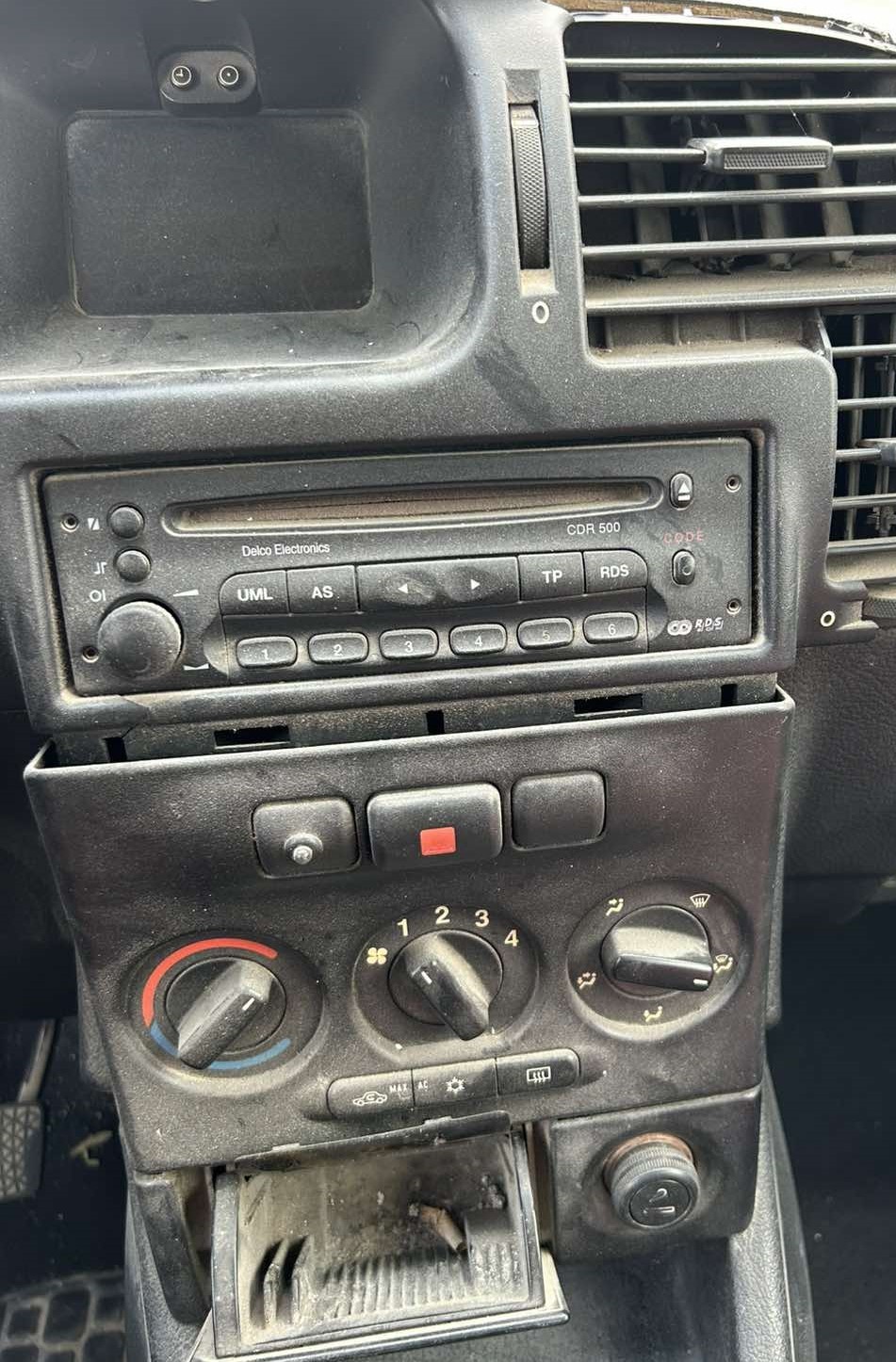 Κονσόλα Κεντρική Opel Zafira ’01