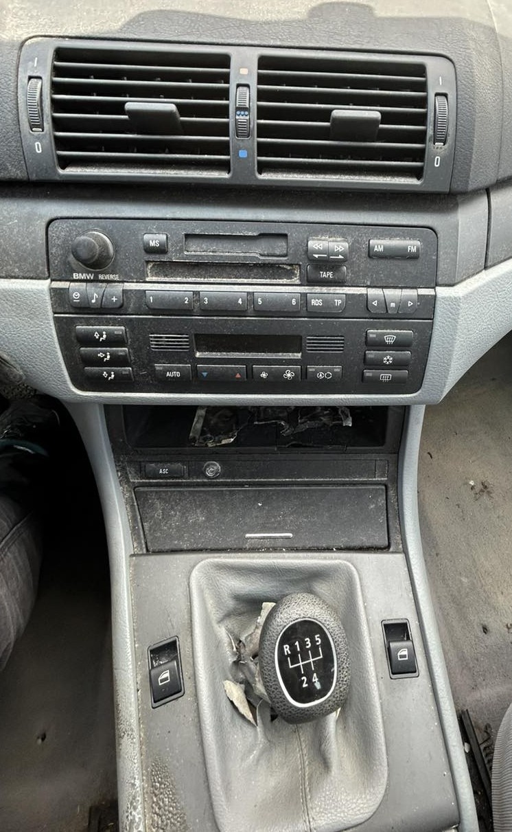 Κονσόλα Κεντρική BMW E46 316 ’01