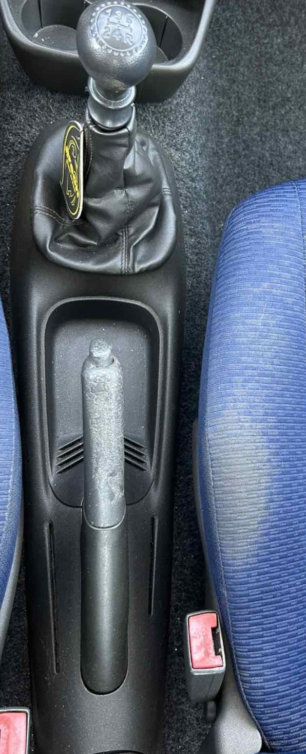 Λεβιές Ταχυτήτων Fiat Punto ’01