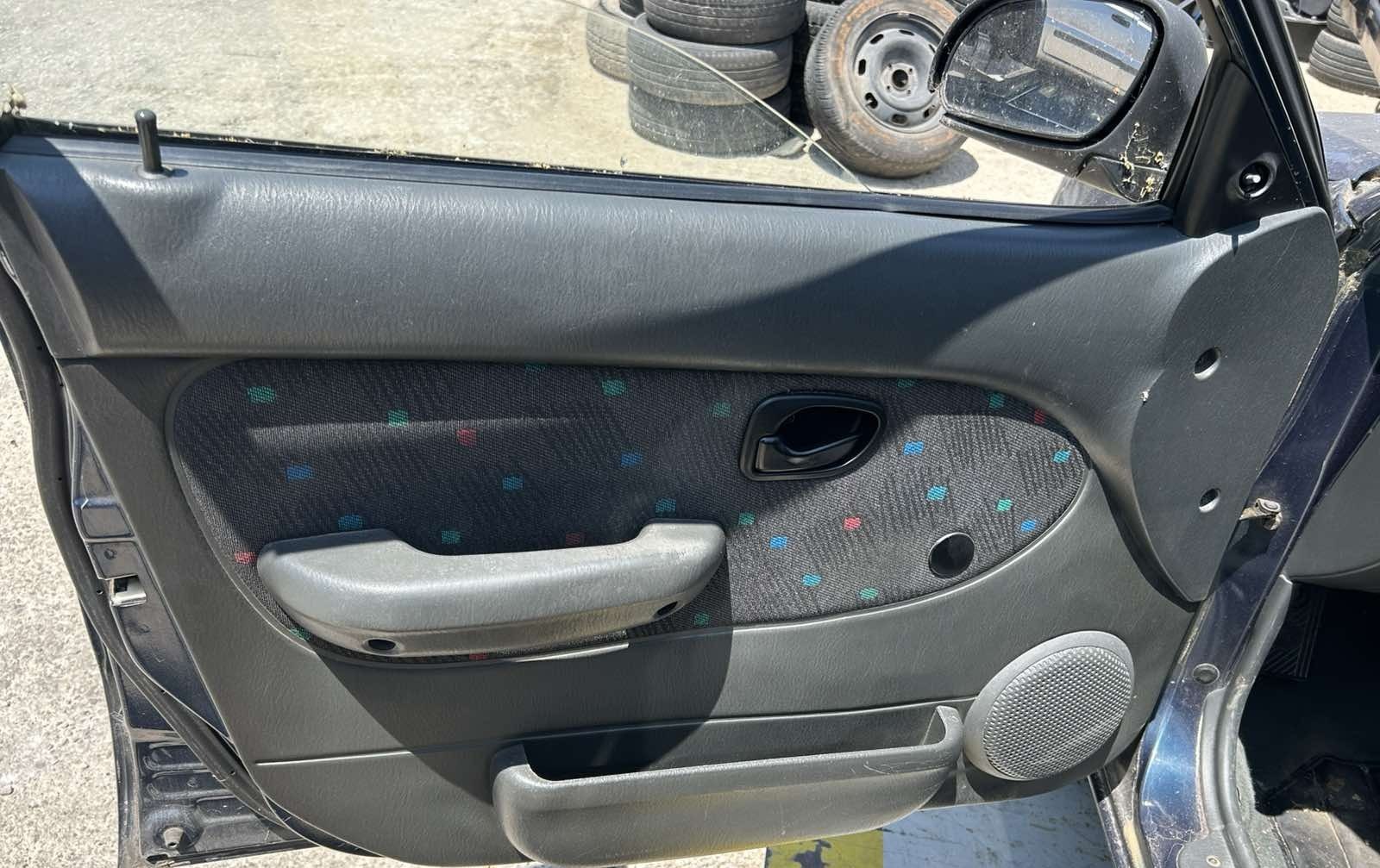 Ταπετσαρία Πορτών Hyundai Accent ’97