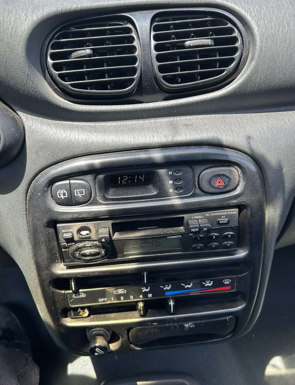 Χειριστήρια Καλοριφέρ – Κλιματισμού Hyundai Accent ’97