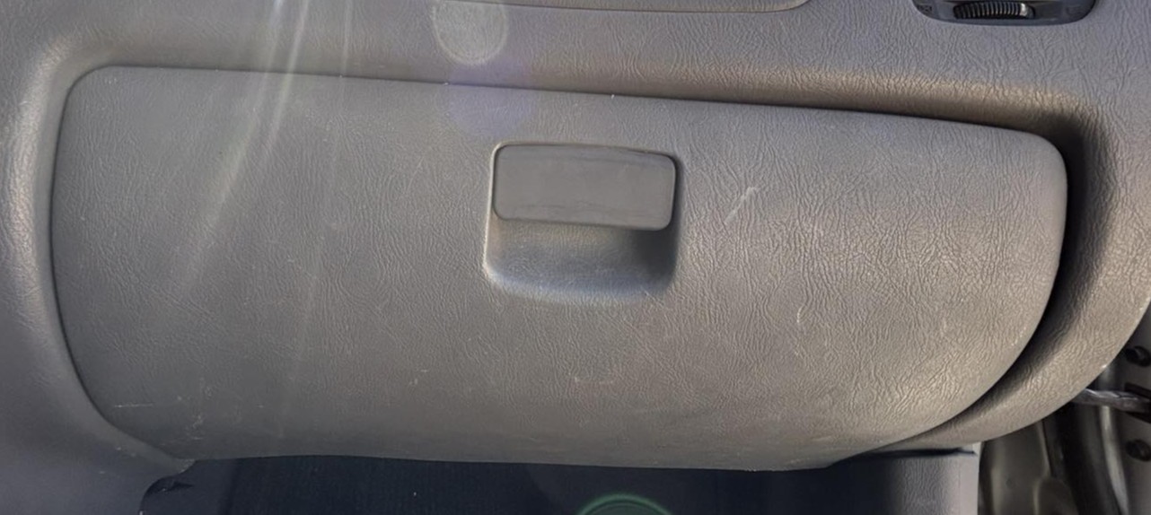 Ντουλαπάκι Συνοδηγού Hyundai Accent ’03