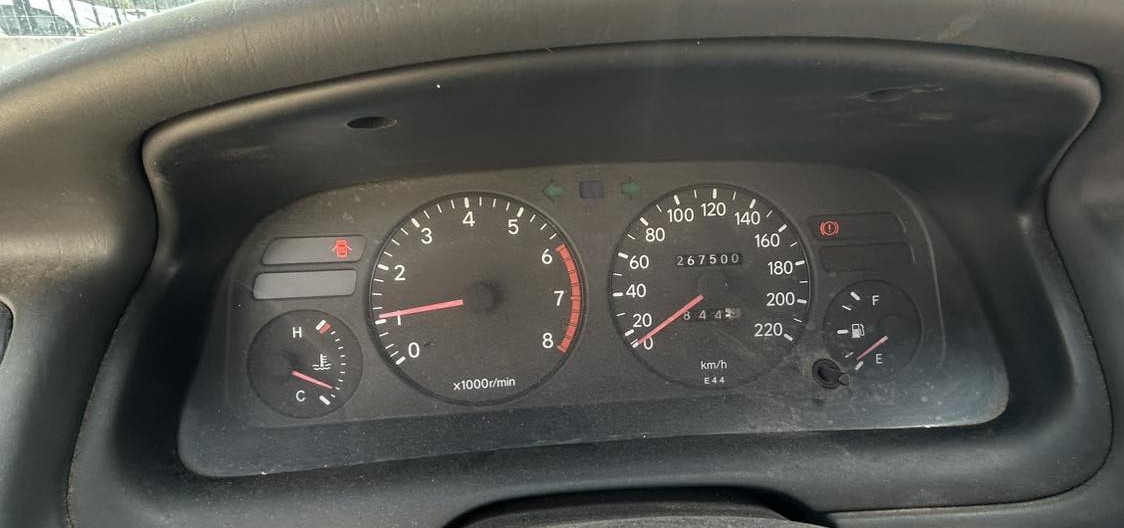 Καντράν – Κοντέρ Toyota Corolla ’97