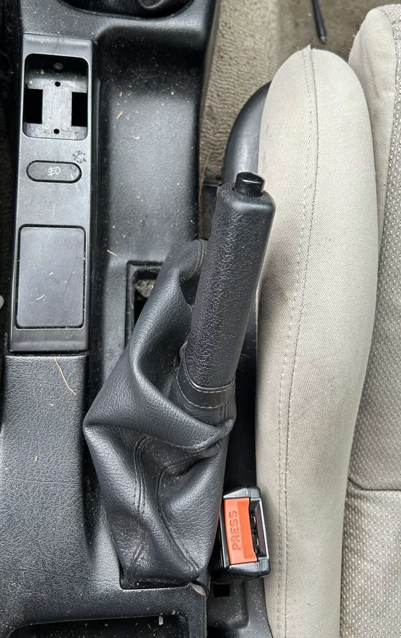 Χειρόφρενο Lancia Delta ’95