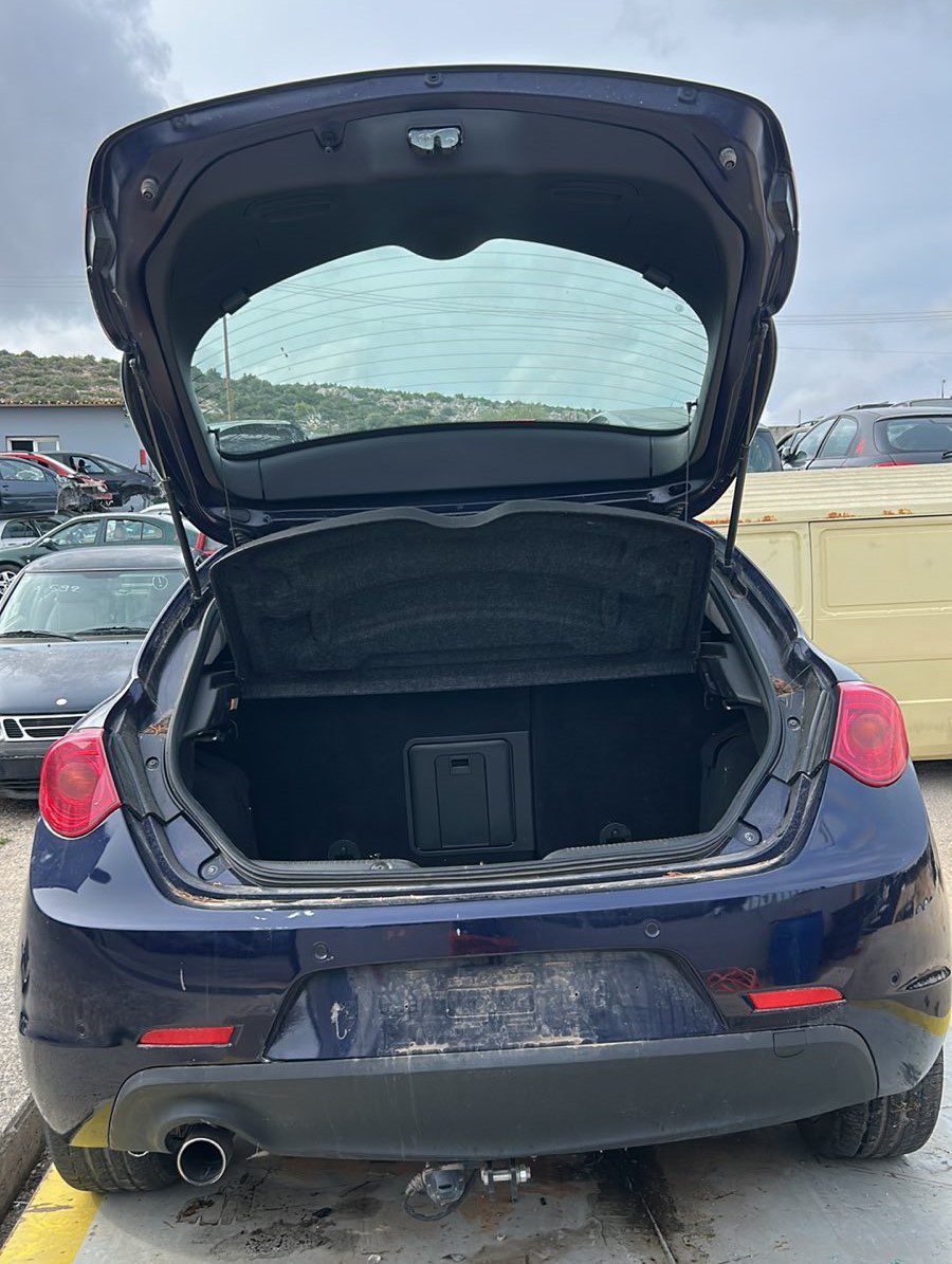 Τζαμόπορτα Alfa Romeo Giulietta ’17