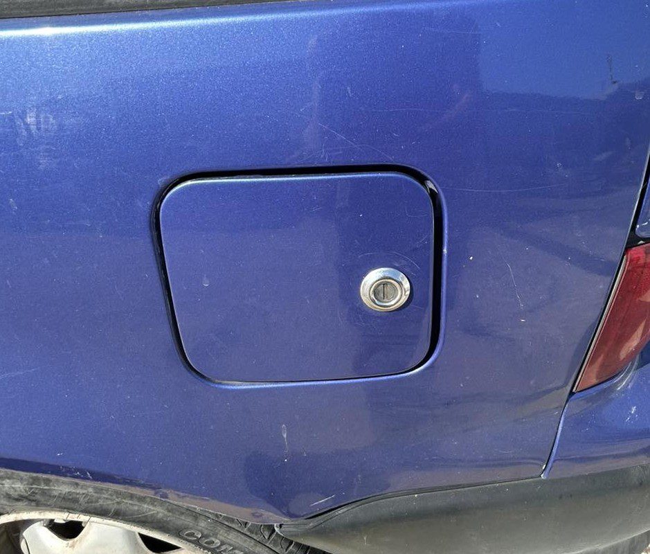 Πορτάκι Ρεζερβουάρ Suzuki Swift ’96