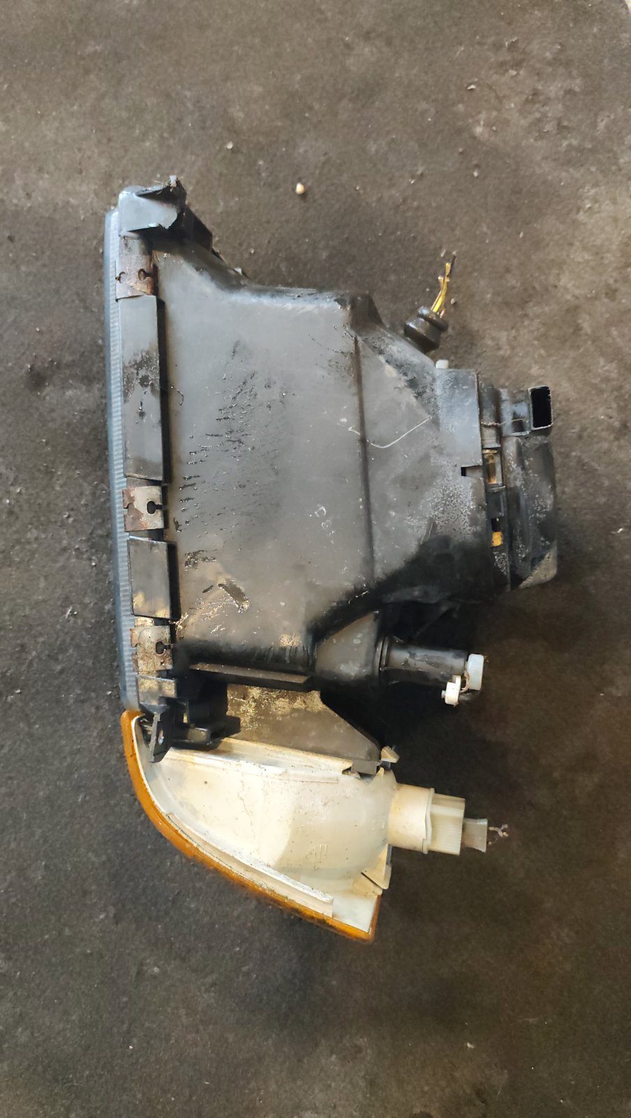 Φανάρια εμπρός audi 80 πρoσφορά .