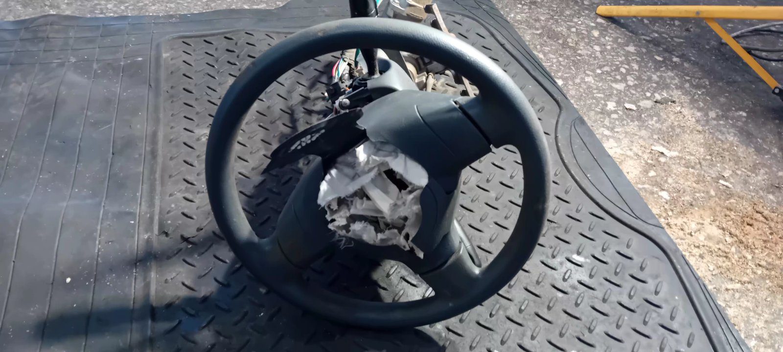 Τιμόνι (Βολάν) Suzuki Alto ‘12