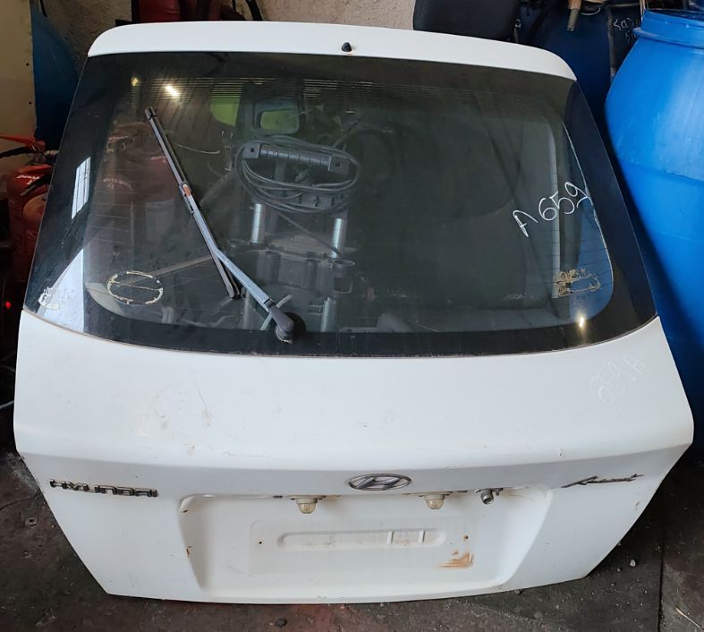 Τζαμόπορτα Hyundai Accent ’04 Προσφορά