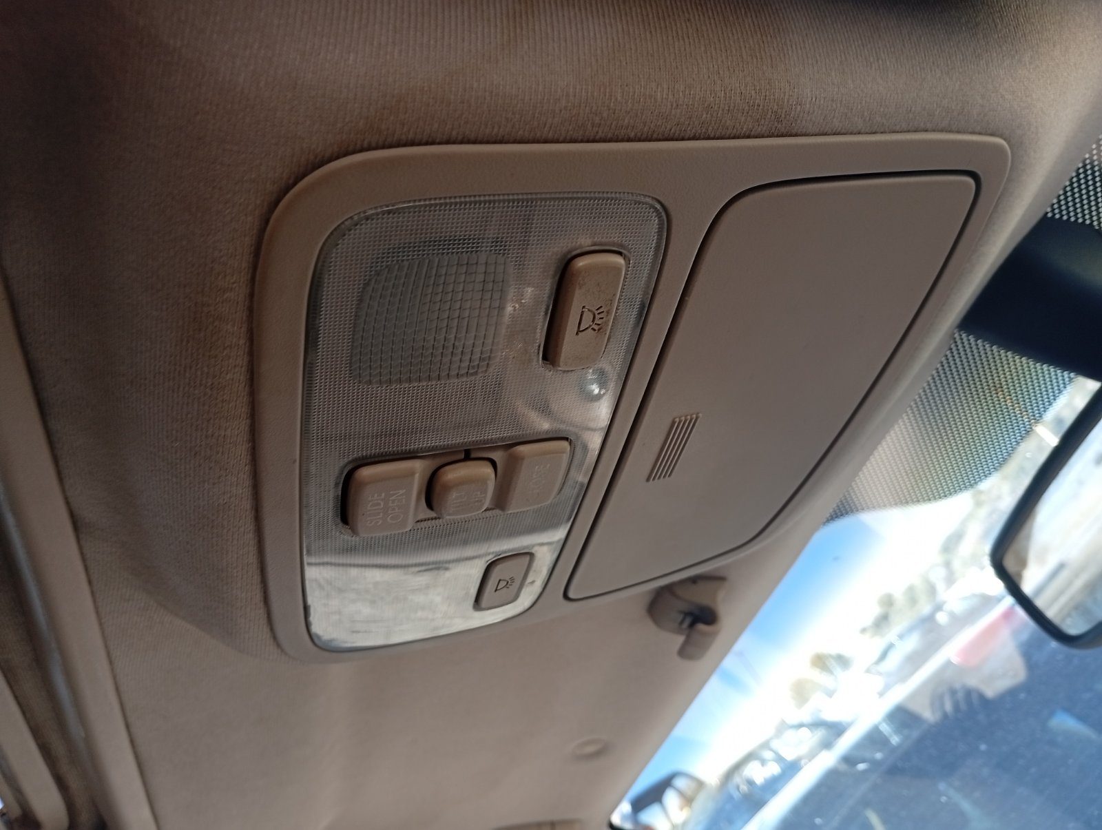 Πλαφονιέρα Εμπρός Kia Sportage ‘07