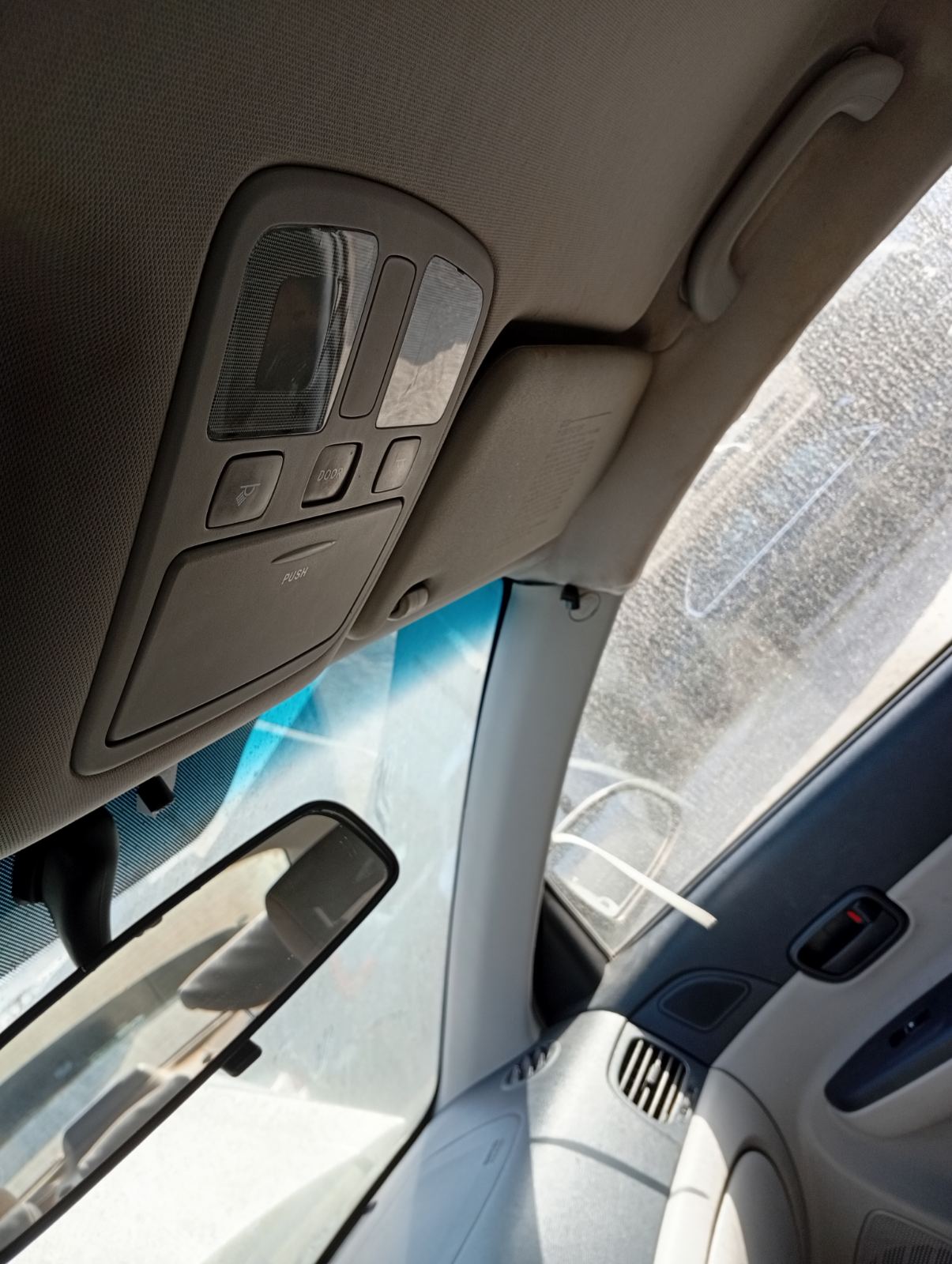 Πλαφονιέρα Εμπρός Hyundai Accent  ’07