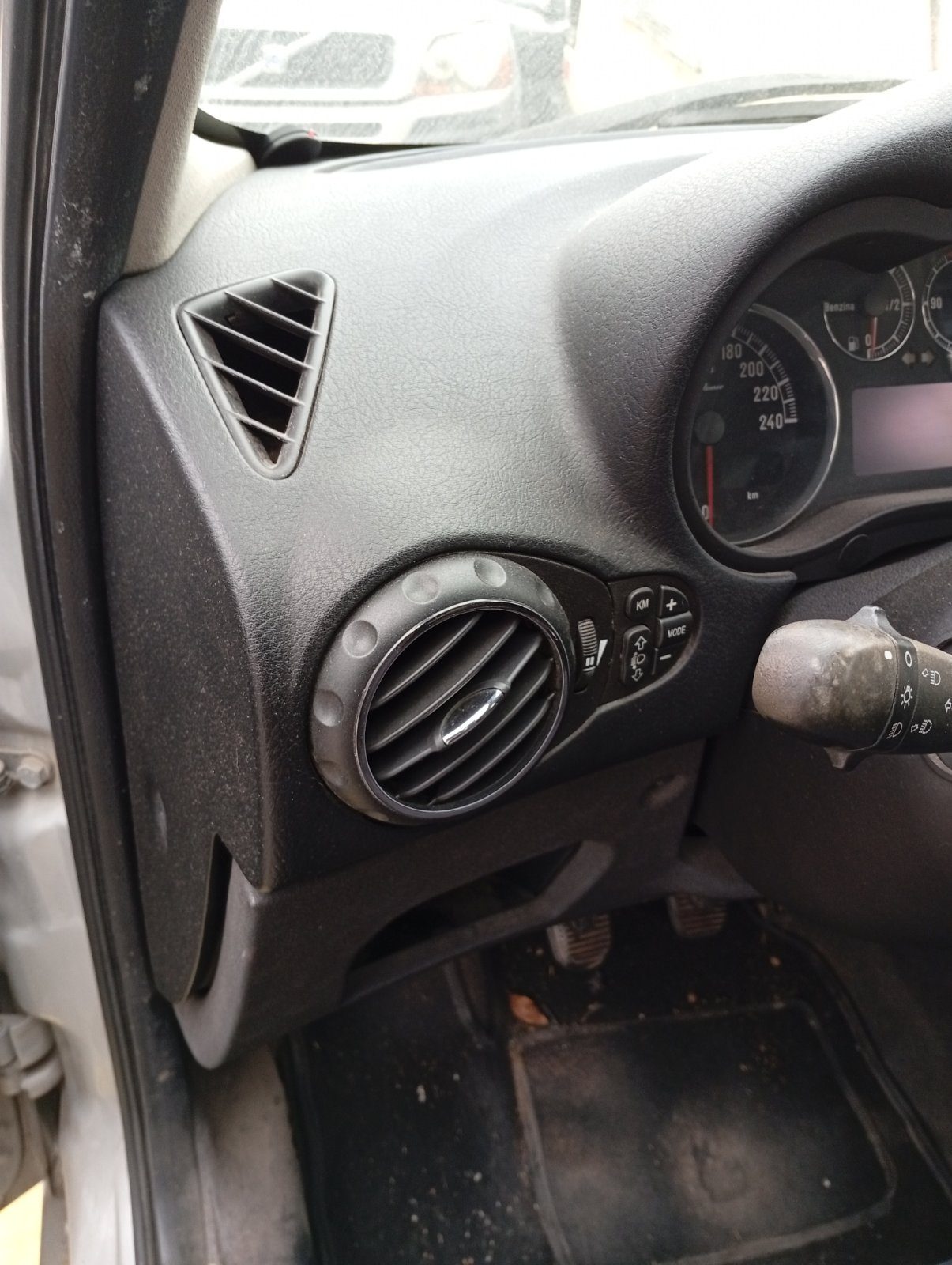 Αεραγωγοί Alfa Romeo 147 ’05.