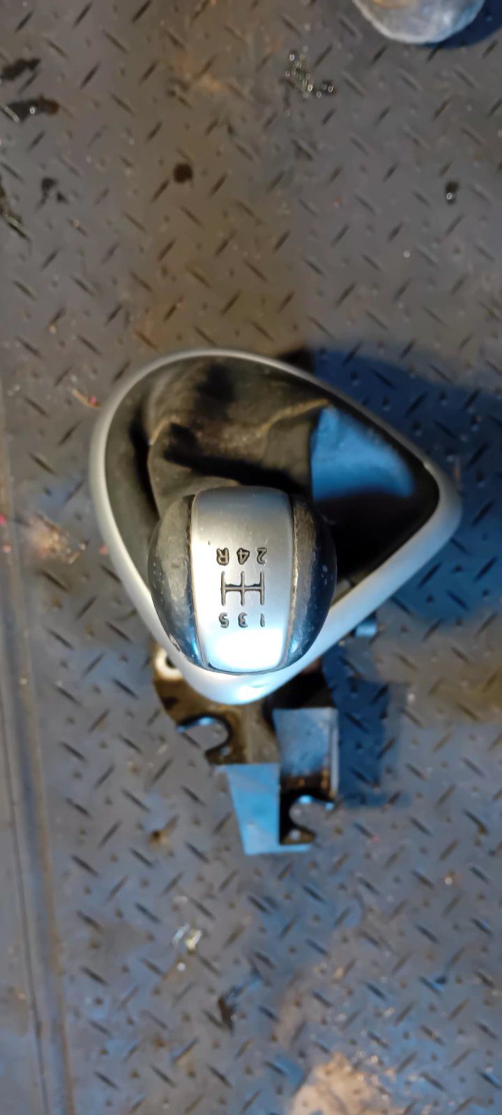 Λεβιές Ταχυτήτων Nissan Qashqai ’08