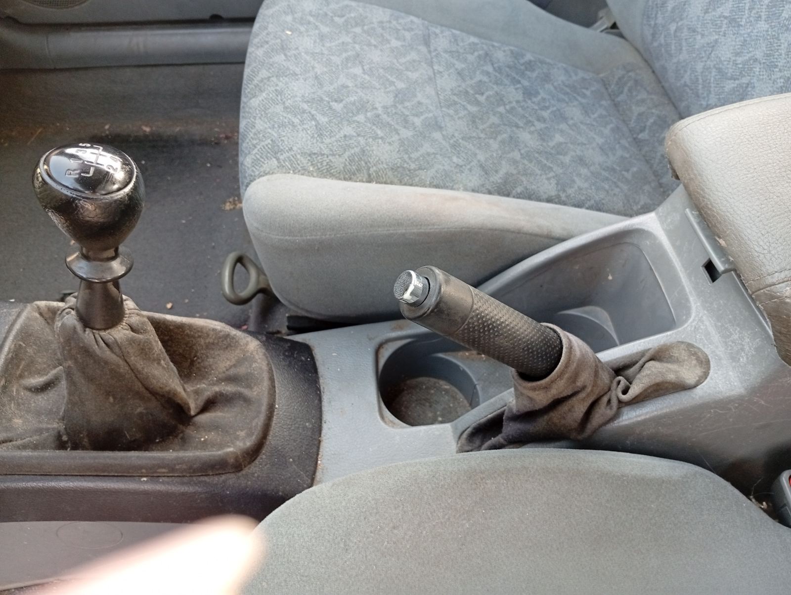 Χειρόφρενο Daewoo Nubira ’04.