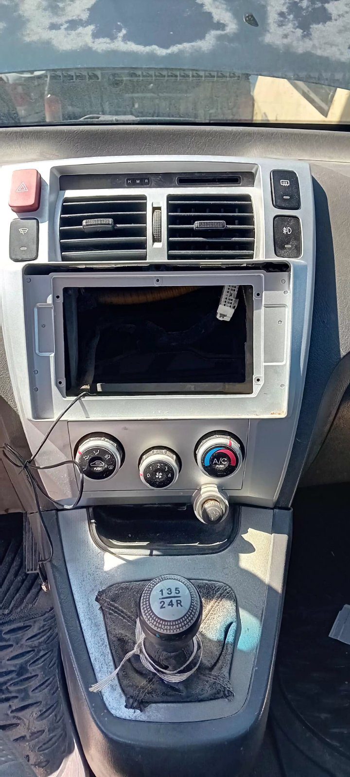 Χειριστήρια Κλιματισμού-Καλοριφέρ Hyundai Tucson ’07