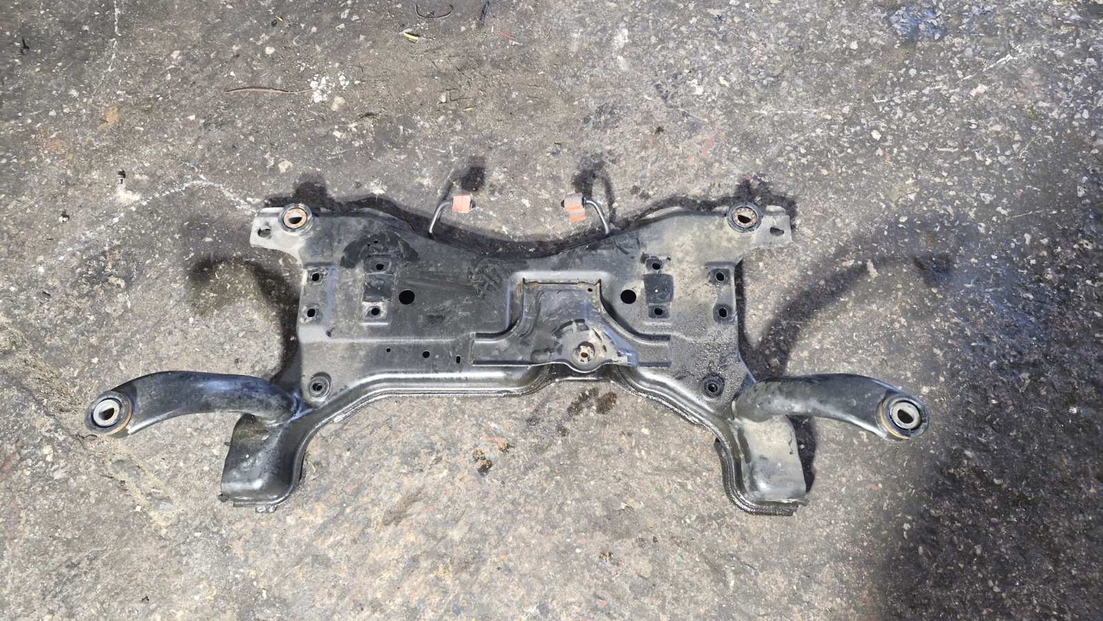 Γέφυρα Εμπρός Volvo S40 ’07