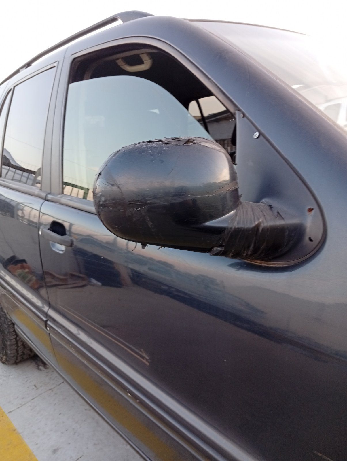 Καθρέπτες ηλεκτρικοί Mercedes-Benz ML 320 ’00 Προσφορά 70 Ευρώ / τεμάχιο.