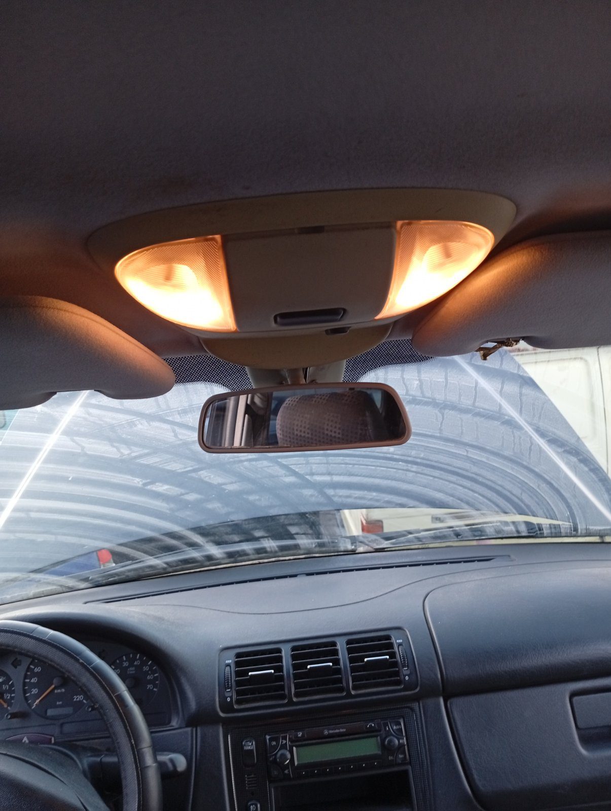 Καθρέπτες Εσωτερικοί Mercedes-Benz ML 320 ’00 Προσφορά 40 Ευρώ.