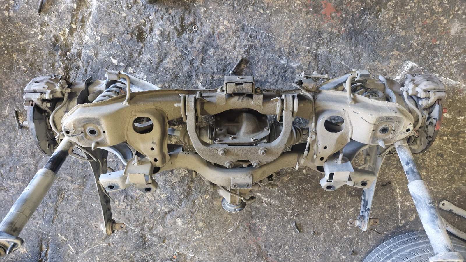 Αξονας πίσω Mazda CX-7 ’08