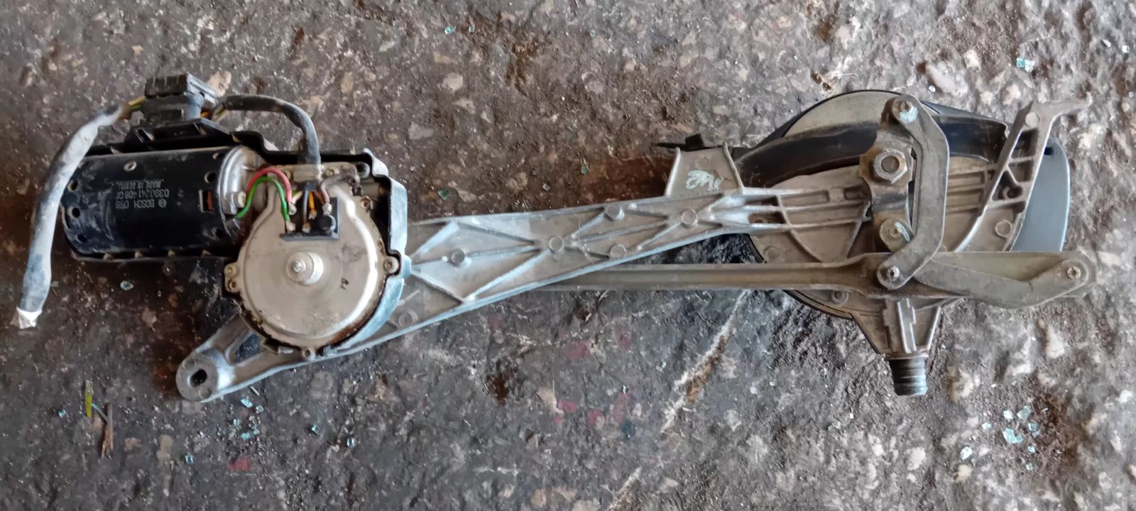 Μοτέρ Υαλοκαθαριστήρων ( 0390241408CD ) Mercedes-Benz 190 ’91 Προσφορά