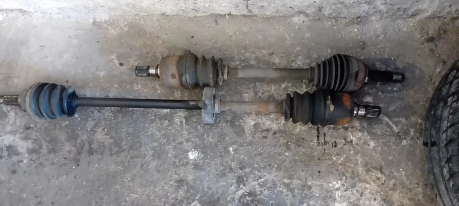 Ημιαξόνια Hyundai Accent ’98 Προσφορά